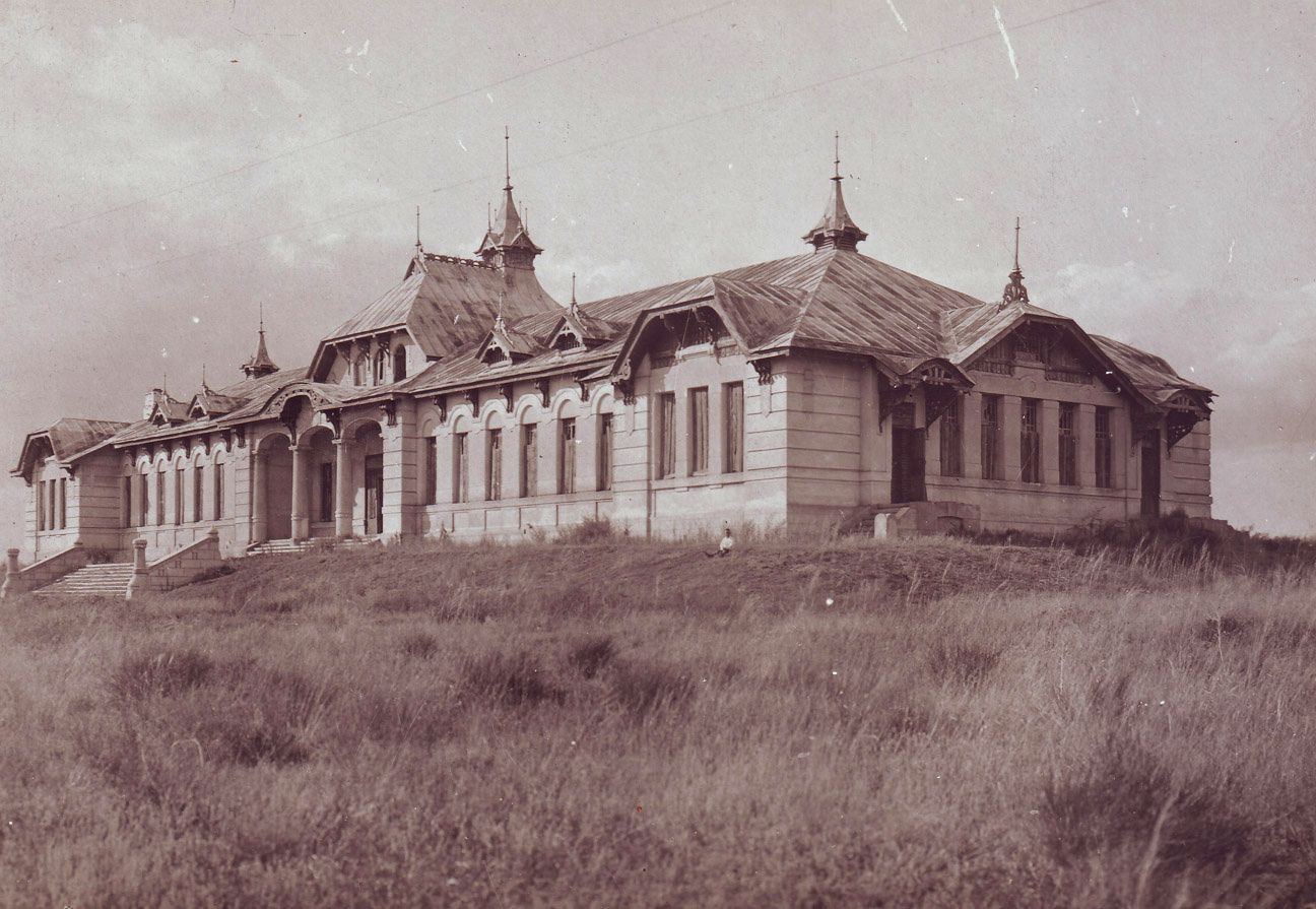 Фотографии - Вид категории: Здание вокзала станции Орск - Историческая  страница Орска