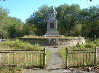 Братская могила красноармейцев, погибших летом 1918 года при обороне Орска от белогвардейцев