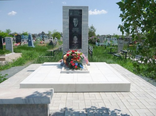 Могила Андреева на Первомайском кладбище. 2015 г.